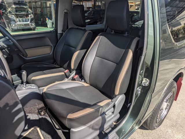 ジムニー ランドベンチャー　４ＷＤ　１０型ＡＴ／純正ナビ　フルセグＴＶ　Ｂｌｕｅｔｏｏｔｈ　バックカメラ　ＥＴＣ　ドラレコ　シートヒーター　レザーシート　ステリモ　革巻ハンドル　ターボ　背面タイヤ　ＤＶＤ再生　フォグライト　ＵＳＢ入力　電格ミラー　ドアバイザー　キーレス（16枚目）