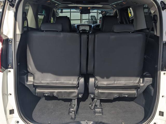 アルファード 2.5S Aパッケージ モデリスタエアロ サンルーフ 11インチナビ 両側パワードア フリップダウンモニター 衝突軽減装置 コーナーセンサー アルパインスタイルシートカバー ドラレコ フルセグTV Bluetooth ETC バックカメラ 新車保証書(9枚目)