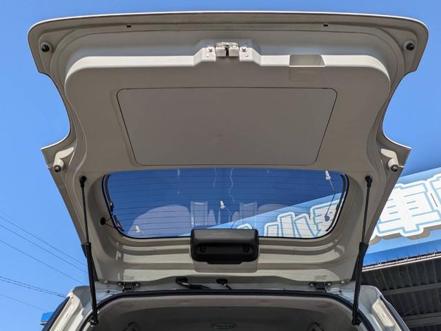 ムーヴキャンバス Ｘメイクアップリミテッド　ＳＡＩＩＩ　ワンオーナー　純正ナビ　衝突軽減ブレーキ　両側パワードア　コーナーセンサー　全方位カメラ　フルセグＴＶ　Ｂｌｕｅｔｏｏｔｈ　前後ドラレコ　オートハイビーム　レーン逸脱警報　ＵＳＢ入力　スマートキー　アイドリングストップ（52枚目）