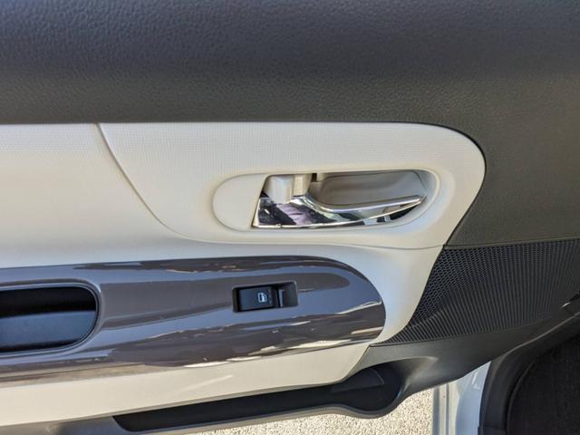 ムーヴキャンバス Ｇメイクアップリミテッド　ＳＡＩＩＩ　純正８インチナビ　衝突軽減ブレーキ　両側パワードア　コーナーセンサー　フロント＆サイドカメラ　フルセグ　Ｂｌｕｅｔｏｏｔｈ　ＨＤＭＩ接続　レーン逸脱警報　ＬＥＤヘッドライト　オートハイビーム　ＵＳＢ入力　スマートキー（69枚目）