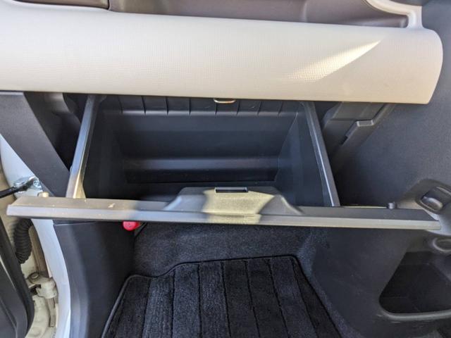 ムーヴキャンバス Ｇメイクアップリミテッド　ＳＡＩＩＩ　純正８インチナビ　衝突軽減ブレーキ　両側パワードア　コーナーセンサー　フロント＆サイドカメラ　フルセグ　Ｂｌｕｅｔｏｏｔｈ　ＨＤＭＩ接続　レーン逸脱警報　ＬＥＤヘッドライト　オートハイビーム　ＵＳＢ入力　スマートキー（73枚目）