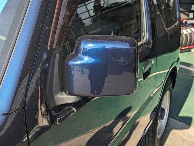 ジムニー ＸＧ　４ＷＤ　１０型ＡＴ　ワンオーナー　背面タイヤ　キーレス　ターボ　ドアバイザー　フェンダーミラー　ミラーヒーター　光軸調整ライト　集中ドアロック　エアコン　パワステ　パワーウィンドウ（29枚目）