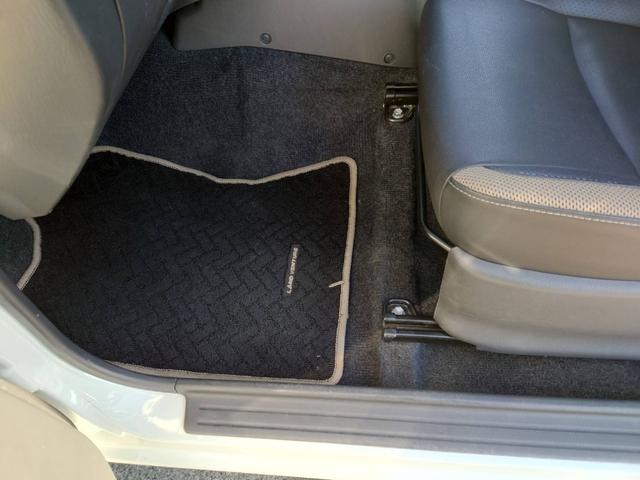 ジムニー ランドベンチャー　４ＷＤ　１０型ＡＴ　ワンオーナー　ＳＤナビ　シートヒーター　Ｂｌｕｅｔｏｏｔｈ　フルセグＴＶ　ＥＴＣ　レザーシート　フォグライト　ＤＶＤ再生　キーレス　ターボ　ドアバイザー　背面タイヤカバー　純正１６ＡＷ　革巻ハンドル　フェンダーミラー（74枚目）