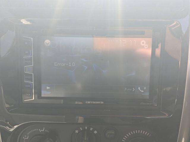 ジムニー ランドベンチャー　４ＷＤ　１０型ＡＴ　ディスプレイオーディオ　Ｂｌｕｅｔｏｏｔｈ　ＥＴＣ　レザーシート　ＬＥＤヘッドライト　シートヒーター　ＤＶＤ再生　革巻ハンドル　新車保証書　ターボ　純正１６ＡＷ　ＵＳＢ入力　フォグライト　背面タイヤカバー　電格ミラー（2枚目）