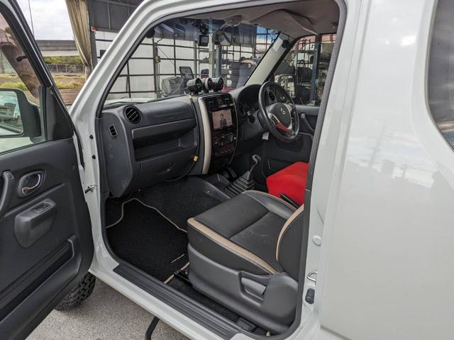 ★フロントシートは綺麗・清潔に仕上げております。オイル交換サービス中♪オイル交換＆定期点検無料（＊＾＿＾＊）九州運輸局長指定の自社工場あります（＊＾＿＾＊）当社の２級整備士にお任せください！！