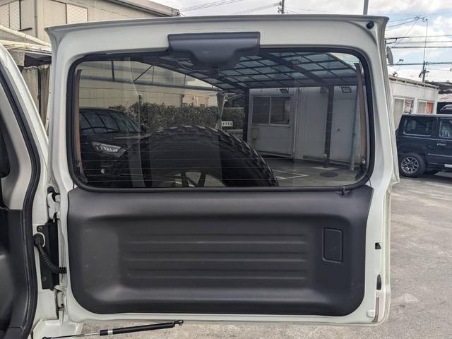 天井から一枚です★天井はキレイに清掃済みです★当店は全国販売　納車（店頭契約）を自信をもって行っております。お車を自社便もしくは提携陸送会社にてご自宅までお届けします。是非よろしくお願いします★