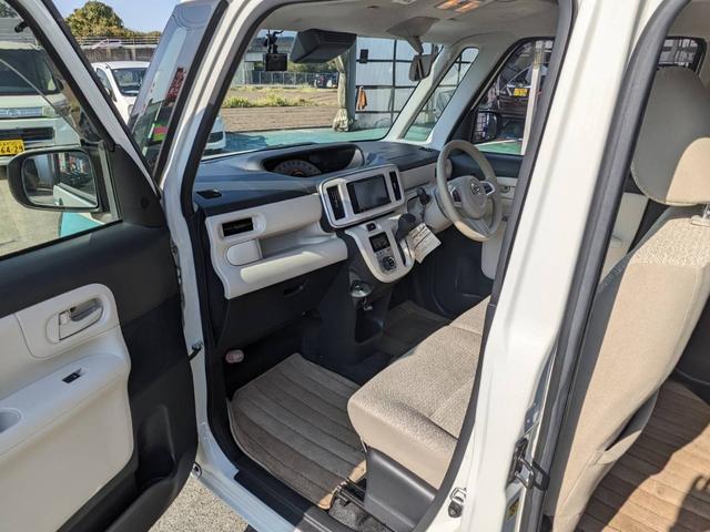 ★フロントシートは綺麗・清潔に仕上げております。オイル交換サービス中♪オイル交換＆定期点検無料（＊＾＿＾＊）九州運輸局長指定の自社工場あります（＊＾＿＾＊）当社の２級整備士にお任せください！！