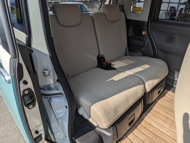 リアシートも当然、綺麗・清潔に仕上げております。内装の綺麗なお車は気持ちが良いですし、コンディションのいい車が多いです。前のユーザーが丁寧に使っていた証拠です！！