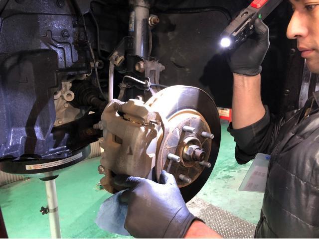 デリカミニ Ｔ　プレミアム　４ＷＤ　マイパイロット　両側パワードア　衝突軽減ブレーキ　全方位カメラ　コーナーセンサー　クルコン　パドルシフト　　シートヒーター　ターボ　ハーフレザーシート　デジタルインナーミラー　電動Ｐブレーキ　サーキュレーター　ステアリングヒーター（18枚目）