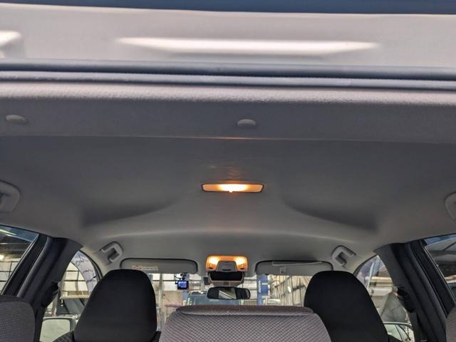 プリウス Ｅ　ＳＤナビ　衝突軽減ブレーキ　前後ドラレコ　バックカメラ　クルーズコントロール　ＥＴＣ　コーナーセンサー　ＬＥＤヘッドライト　オートハイビーム　レーン逸脱警報　純正１５ＡＷ　電格ミラー　ドアバイザー　ＤＶＤ再生　オートライト　集中ドアロック　スマートキー（51枚目）