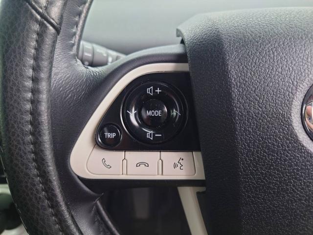 プリウス Ｓセーフティプラス　純正ナビ　衝突軽減ブレーキ　バックカメラ　パーキングアシスト　Ｂｌｕｅｔｏｏｔｈ　ＴＶ　クルコン　ＨＵＤ　コーナーセンサー　ＥＴＣ　純正１５ＡＷ　レーン逸脱警報　ＬＥＤヘッドライト　ＬＥＤフォグ　オートハイビーム　革巻ハンドル　スマートキー（38枚目）