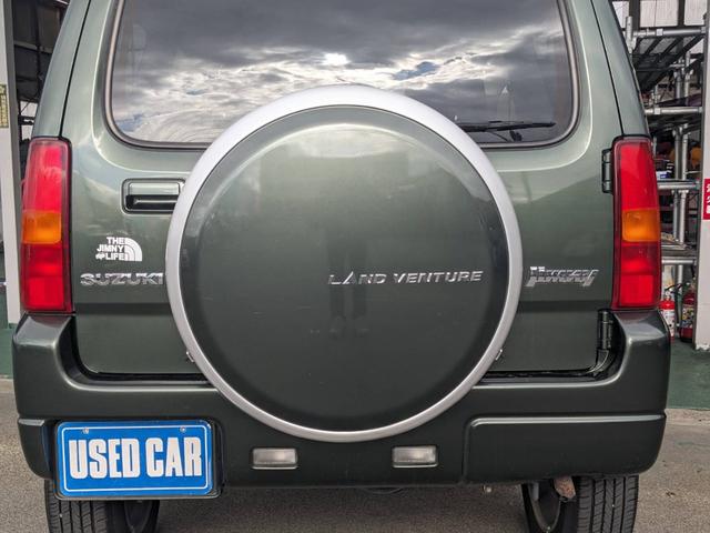 ジムニー ランドベンチャー　４ＷＤ　１０型ＡＴ　レザーシート　シートヒーター　フォグライト　ＥＴＣ　キーレス　電格ミラー　革巻ハンドル　ターボ　ドアバイザー　背面タイヤカバー　ミラーヒーター　フェンダーミラー　光軸調整ライト　純正１５ＡＷ　エアバック（43枚目）