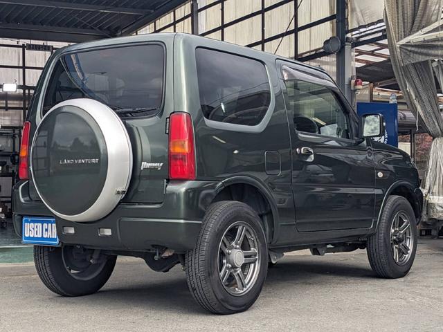 ジムニー ランドベンチャー　４ＷＤ　１０型ＡＴ　レザーシート　シートヒーター　フォグライト　ＥＴＣ　キーレス　電格ミラー　革巻ハンドル　ターボ　ドアバイザー　背面タイヤカバー　ミラーヒーター　フェンダーミラー　光軸調整ライト　純正１５ＡＷ　エアバック（46枚目）