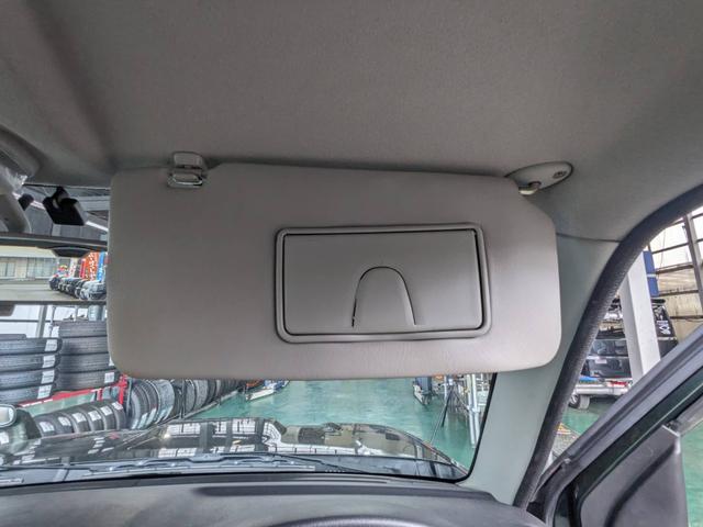 ジムニー ランドベンチャー　４ＷＤ　１０型ＡＴ　レザーシート　シートヒーター　フォグライト　ＥＴＣ　キーレス　電格ミラー　革巻ハンドル　ターボ　ドアバイザー　背面タイヤカバー　ミラーヒーター　フェンダーミラー　光軸調整ライト　純正１５ＡＷ　エアバック（75枚目）