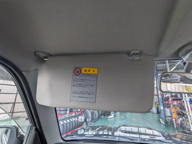ジムニー ランドベンチャー　４ＷＤ　１０型ＡＴ　レザーシート　シートヒーター　フォグライト　ＥＴＣ　キーレス　電格ミラー　革巻ハンドル　ターボ　ドアバイザー　背面タイヤカバー　ミラーヒーター　フェンダーミラー　光軸調整ライト　純正１５ＡＷ　エアバック（78枚目）