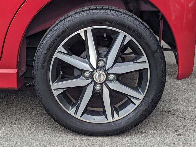 デイズ ハイウェイスター　Ｇターボ　純正ＳＤナビ　衝突軽減ブレーキ　Ｂｌｕｅｔｏｏｔｈ　アラウンドビューモニター　純正ドラレコ　フルセグＴＶ　ＥＴＣ　ＤＶＤ再生　ＨＩＤヘッドライト　フォグライト　ステリモ　電格ミラー　ドアバイザー　革巻ハンドル　スマートキー（52枚目）