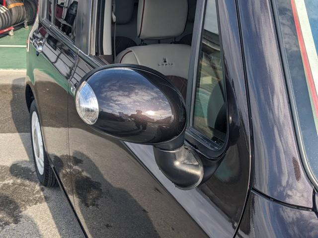 アルトラパンショコラ Ｘ　ＳＤナビ　Ｂｌｕｅｔｏｏｔｈ　ショコラ専用シート　フルセグＴＶ　革巻ハンドル　ＨＩＤヘッドライト　スマートキー　オートライト　盗難防止装置　ＤＶＤ再生　記録簿　アイドリングストップ　ドアバイザー　電格ミラー　集中ドアロック　ＡＢＳ　盗難防止装置（29枚目）