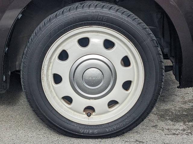 アルトラパンショコラ Ｘ　ＳＤナビ　Ｂｌｕｅｔｏｏｔｈ　ショコラ専用シート　フルセグＴＶ　革巻ハンドル　ＨＩＤヘッドライト　スマートキー　オートライト　盗難防止装置　ＤＶＤ再生　記録簿　アイドリングストップ　ドアバイザー　電格ミラー　集中ドアロック　ＡＢＳ　盗難防止装置（45枚目）