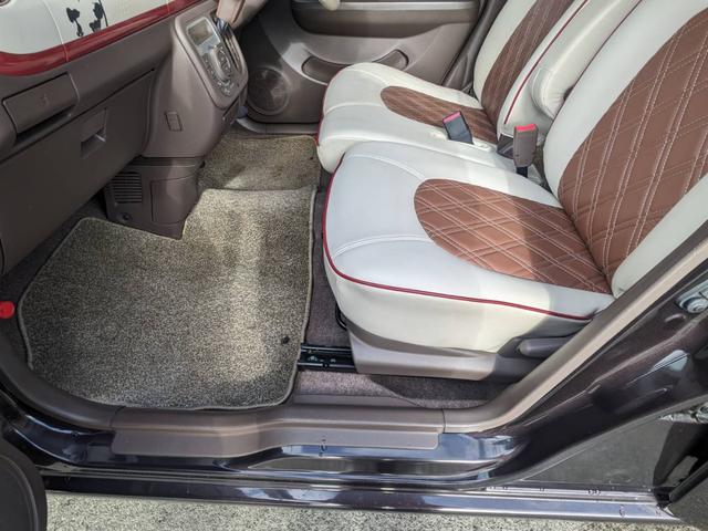 アルトラパンショコラ Ｘ　ＳＤナビ　Ｂｌｕｅｔｏｏｔｈ　ショコラ専用シート　フルセグＴＶ　革巻ハンドル　ＨＩＤヘッドライト　スマートキー　オートライト　盗難防止装置　ＤＶＤ再生　記録簿　アイドリングストップ　ドアバイザー　電格ミラー　集中ドアロック　ＡＢＳ　盗難防止装置（67枚目）