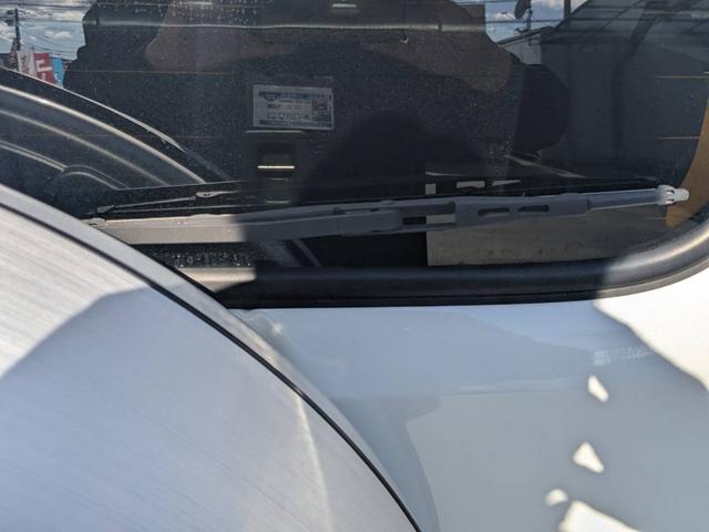 �����A���C�p�[����̈ꖇ�ł�������h���i���ł��񋟂��Ă���܂����̔���̃A�t�^�[�t�H���[�����C���������􎖌̂�̏�̃��b�J�[�����Ă���܂��I�Ԍ���P�Q�����_�������{�o���܂��̂ł��ԑS�Ă��C���������I