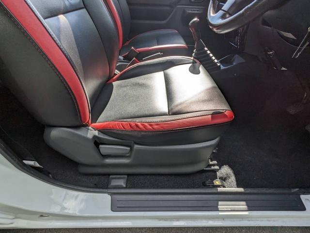 ���t�����g�V�[�g���Y��E�����Ɏd�グ�Ă���܂��B�I�C�������T�[�r�X����I�C������������_�������i���O�Q�O���j��B�^�A�ǒ��w��̎��ЍH�ꂠ��܂��i���O�Q�O���j���Ђ̂Q�������m�ɂ��C�����������I�I