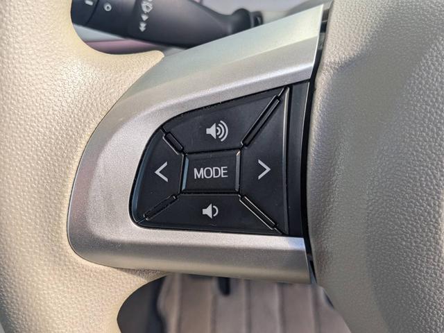 ムーヴキャンバス Ｘメイクアップ　ＳＡＩＩ　禁煙車　純正ＳＤナビ　衝突軽減装置　フルセグＴＶ　Ｂｌｕｅｔｏｏｔｈ　バックカメラ　ＥＴＣ　純正シートカバー　ＬＥＤフォグライト　レーン逸脱警報　盗難防止装置　電格ミラー　オートライト　光軸調整ライト　ドアバイザー　集中ドアロック（58枚目）