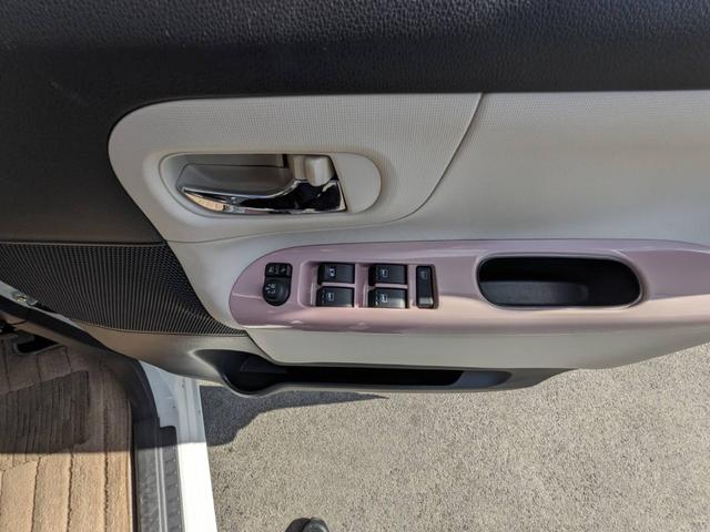 ムーヴキャンバス Ｘメイクアップ　ＳＡＩＩ　禁煙車　純正ＳＤナビ　衝突軽減装置　フルセグＴＶ　Ｂｌｕｅｔｏｏｔｈ　バックカメラ　ＥＴＣ　純正シートカバー　ＬＥＤフォグライト　レーン逸脱警報　盗難防止装置　電格ミラー　オートライト　光軸調整ライト　ドアバイザー　集中ドアロック（65枚目）