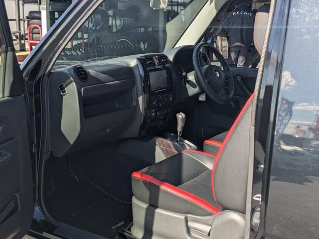 ���t�����g�V�[�g���Y��E�����Ɏd�グ�Ă���܂��B�I�C�������T�[�r�X����I�C������������_�������i���O�Q�O���j��B�^�A�ǒ��w��̎��ЍH�ꂠ��܂��i���O�Q�O���j���Ђ̂Q�������m�ɂ��C�����������I�I