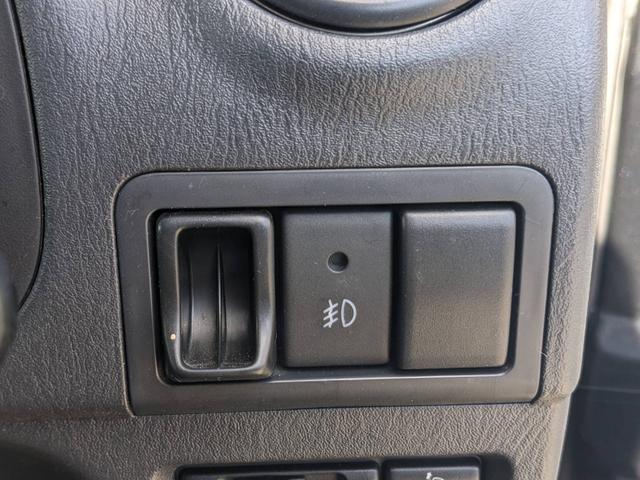 ���e�����i���O�Q�O���j�������傫�ȉ�����Ȃ��A�Y��ɕۂ��Ă���܂��i���O�O�j�����S���S�̃h���C�u�ł���悤�Ɋe��p�i�̂��ē��v���܂���