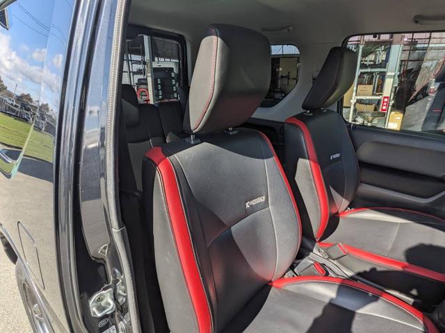 ���t�����g�V�[�g���Y��E�����Ɏd�グ�Ă���܂��B�I�C�������T�[�r�X����I�C������������_�������i���O�Q�O���j��B�^�A�ǒ��w��̎��ЍH�ꂠ��܂��i���O�Q�O���j���Ђ̂Q�������m�ɂ��C�����������I�I