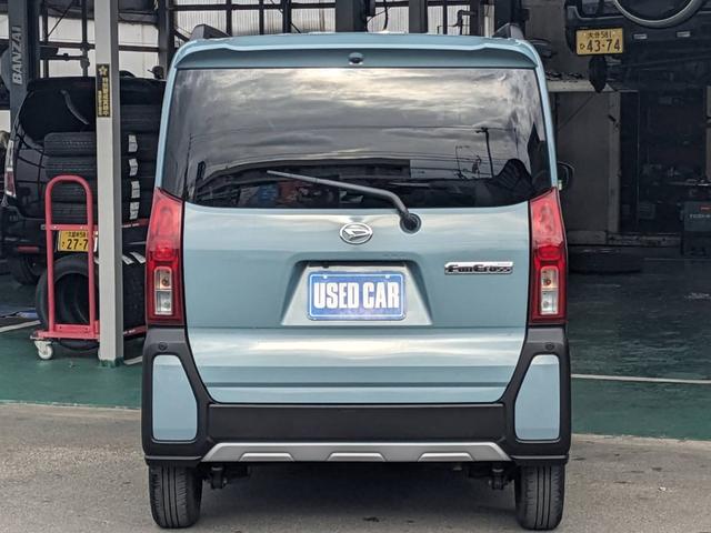 タント ファンクロス　ＳＤナビ　両側パワードア　衝突軽減ブレーキ　Ｂｌｕｅｔｏｏｔｈ　バックカメラ　ＥＴＣ　フルセグＴＶ　レーン逸脱警報　ＬＥＤヘッドライト　コーナーセンサー　電動Ｐブレーキ　ＵＳＢ入力　オートハイビーム　シートヒーター　純正１４ＡＷ　スマートキー（7枚目）