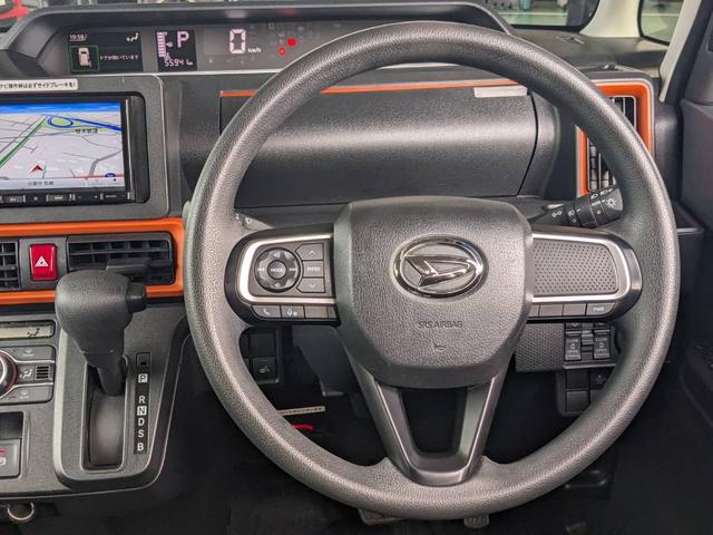 タント ファンクロス　ＳＤナビ　両側パワードア　衝突軽減ブレーキ　Ｂｌｕｅｔｏｏｔｈ　バックカメラ　ＥＴＣ　フルセグＴＶ　レーン逸脱警報　ＬＥＤヘッドライト　コーナーセンサー　電動Ｐブレーキ　ＵＳＢ入力　オートハイビーム　シートヒーター　純正１４ＡＷ　スマートキー（11枚目）