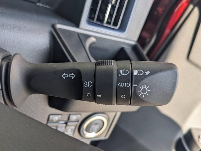 タント カスタムＸ　届出済未使用車　両側パワードア　衝突軽減ブレーキ　シートヒーター　ハーフレザーシート　コーナーセンサー　電動Ｐブレーキ　ＵＳＢ入力　ＬＥＤヘッドライト　オートハイビーム　レーン逸脱警報　スマートキー　ＬＥＤフォグ　電格ミラー　左右シートバックテーブル（53枚目）