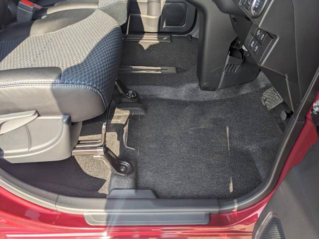 タント カスタムＸ　届出済未使用車　両側パワードア　衝突軽減ブレーキ　シートヒーター　ハーフレザーシート　コーナーセンサー　電動Ｐブレーキ　ＵＳＢ入力　ＬＥＤヘッドライト　オートハイビーム　レーン逸脱警報　スマートキー　ＬＥＤフォグ　電格ミラー　左右シートバックテーブル（59枚目）