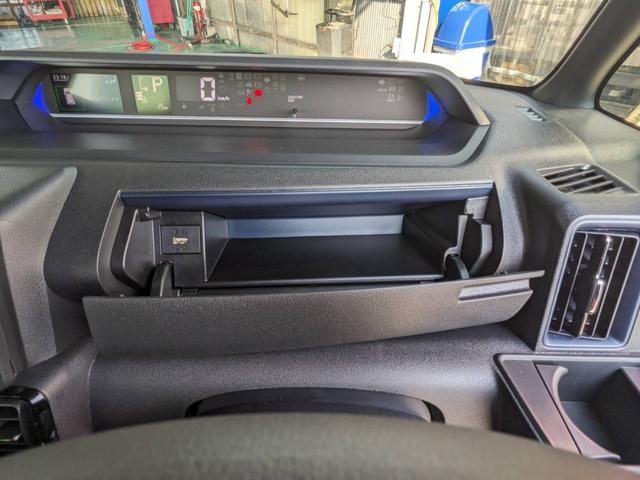 タント カスタムＸ　届出済未使用車　両側パワードア　衝突軽減ブレーキ　シートヒーター　ハーフレザーシート　コーナーセンサー　電動Ｐブレーキ　ＵＳＢ入力　ＬＥＤヘッドライト　オートハイビーム　レーン逸脱警報　スマートキー　ＬＥＤフォグ　電格ミラー　左右シートバックテーブル（70枚目）