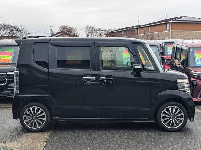 Ｎ－ＢＯＸカスタム Ｇ・ターボＬパッケージ　純正ＳＤナビ　両側パワードア　バックカメラ　ＥＴＣ　フルセグＴＶ　Ｂｌｕｅｔｏｏｔｈ　クルーズコントロール　ハーフレザーシート　純正１５ＡＷ　ＨＩＤヘッドライト　パドルシフト　革巻ハンドル　ステリモ　電格ミラー　ＬＥＤフォグライト（18枚目）