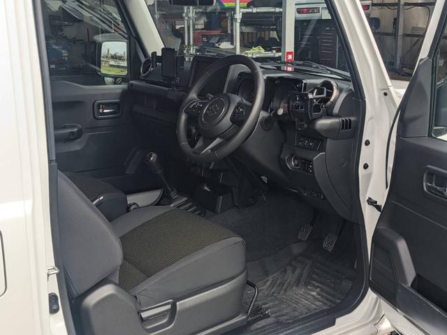 ���t�����g�V�[�g���Y��E�����Ɏd�グ�Ă���܂��B�I�C�������T�[�r�X����I�C������������_�������i���O�Q�O���j��B�^�A�ǒ��w��̎��ЍH�ꂠ��܂��i���O�Q�O���j���Ђ̂Q�������m�ɂ��C�����������I�I