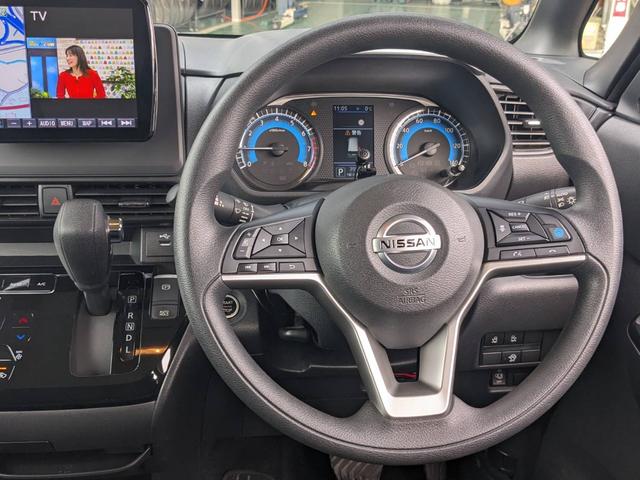 ルークス ハイウェイスター　Ｘ　プロパイロットエディション　９インチナビ　両側パワードア　衝突軽減ブレーキ　Ｂｌｕｅｔｏｏｔｈ　アラウンドビューモニター　２．０ＥＴＣ　コーナーセンサ　クルコン　レーン逸脱警報　フルセグＴＶ　ステリモ　新車保証書　電動Ｐブレーキ（11枚目）