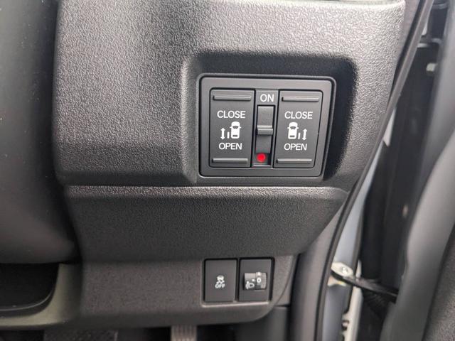 Ｎ－ＢＯＸカスタム ターボコーディネートスタイル　ワンオーナー　両側パワードア　衝突軽減装置　コーナーセンサー　クルーズコントロール　純正１５ＡＷ　レーン逸脱警報　パドルシフト　シートヒーター　電動Ｐブレーキ　ハーフレザーシート　ＵＳＢ入力　ＬＥＤヘッドライト　オートハイビーム（2枚目）