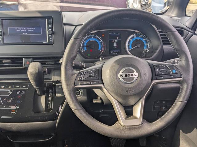 ルークス ハイウェイスター　Ｇターボプロパイロットエディション　衝突軽減ブレーキ　純正ナビ　両側パワードア　アラウンドビューモニター　フルセグＴＶ　Ｂｌｕｅｔｏｏｔｈ　ドラレコ　ＥＴＣ２．０　電動Ｐブレーキ　コーナーセンサー　純正１５ＡＷ　ＬＥＤヘッドライト（11枚目）