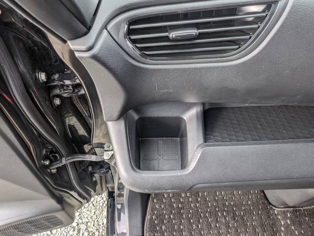 ルークス ハイウェイスター　Ｇターボプロパイロットエディション　衝突軽減ブレーキ　純正ナビ　両側パワードア　アラウンドビューモニター　フルセグＴＶ　Ｂｌｕｅｔｏｏｔｈ　ドラレコ　ＥＴＣ２．０　電動Ｐブレーキ　コーナーセンサー　純正１５ＡＷ　ＬＥＤヘッドライト（76枚目）