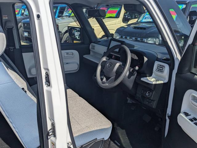 ムーヴキャンバス ストライプスX SDナビ 両側パワードア 衝突軽減ブレーキ TV コーナーセンサー ETC オートハイビーム レーン逸脱警報 オートライト 電格ミラー ドアバイザー プッシュスタート スマートキー 光軸調整ライト フロアマット CD ABS 横滑り防止装置(12枚目)