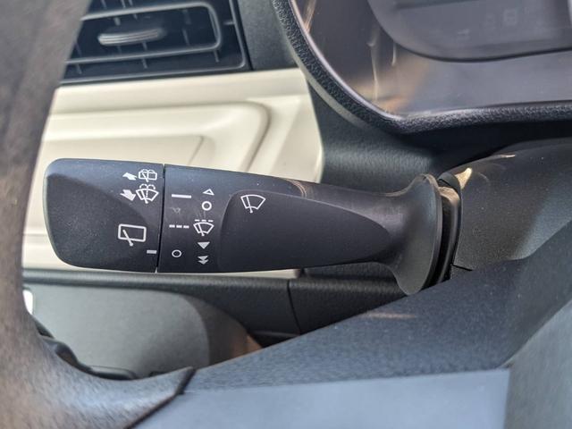 ムーヴキャンバス ストライプスX SDナビ 両側パワードア 衝突軽減ブレーキ TV コーナーセンサー ETC オートハイビーム レーン逸脱警報 オートライト 電格ミラー ドアバイザー プッシュスタート スマートキー 光軸調整ライト フロアマット CD ABS 横滑り防止装置(56枚目)