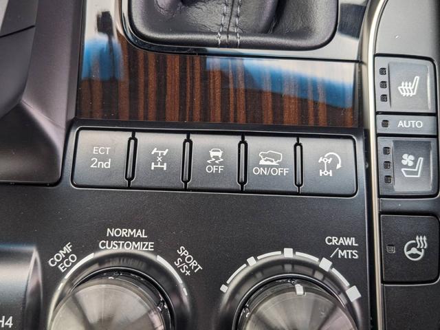 ＬＸ ＬＸ５７０　４ＷＤ　社外エアロ　黒革シート　マークレビンソン　サンルーフ　純正ナビ　シートヒーター＆クーラー　電動シート　クールＢＯＸ　電動リアゲート　Ｂｌｕｅｔｏｏｔｈ　２．０ＥＴＣ　フルセグＴＶ　全方位カメラ　ＨＵＤ　ＡＣ１００Ｖ　クルコン（65枚目）