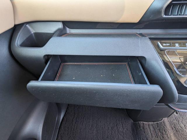 ����ȃt���A�}�b�g�ł��I�C�ӕی��A�N���W�b�g�A�i�`�e�ȂǎԂ̂��ƂȂ瓖�X�ɂ��C���������I�I�ێ�������čD�]�̌y�����ԁB��̑O�̌y�����ԂƔ�ׂ�Ɨǂ��o���Ă܂���B