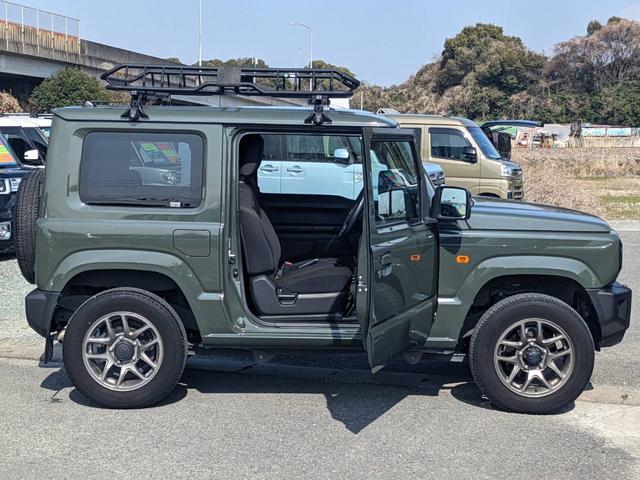 ジムニー XC 4WD 5MT SDナビ 衝突軽減ブレーキ Bluetooth フルセグTV ドラレコ ルーフキャリア ETC クルーズコントロール レーン逸脱警報 シートヒーター LEDヘッドライト リアマッドフラップ オートライト ターボ 背面タイヤカバー(37枚目)