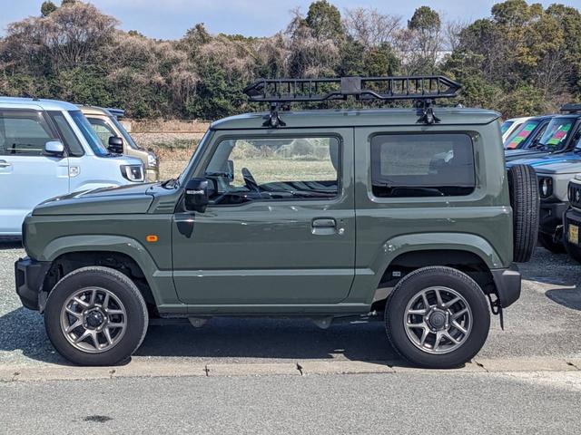ジムニー XC 4WD 5MT SDナビ 衝突軽減ブレーキ Bluetooth フルセグTV ドラレコ ルーフキャリア ETC クルーズコントロール レーン逸脱警報 シートヒーター LEDヘッドライト リアマッドフラップ オートライト ターボ 背面タイヤカバー(38枚目)