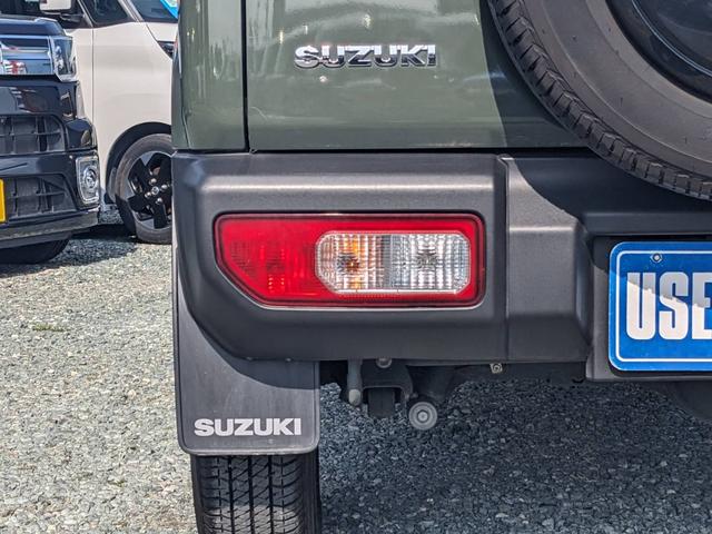 ジムニー XC 4WD 5MT SDナビ 衝突軽減ブレーキ Bluetooth フルセグTV ドラレコ ルーフキャリア ETC クルーズコントロール レーン逸脱警報 シートヒーター LEDヘッドライト リアマッドフラップ オートライト ターボ 背面タイヤカバー(43枚目)