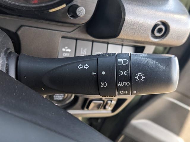 ジムニー XC 4WD 5MT SDナビ 衝突軽減ブレーキ Bluetooth フルセグTV ドラレコ ルーフキャリア ETC クルーズコントロール レーン逸脱警報 シートヒーター LEDヘッドライト リアマッドフラップ オートライト ターボ 背面タイヤカバー(61枚目)