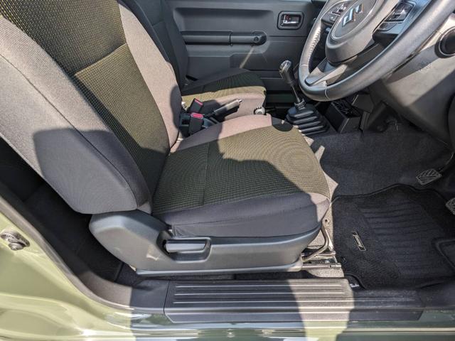 ジムニー XC 4WD 5MT SDナビ 衝突軽減ブレーキ Bluetooth フルセグTV ドラレコ ルーフキャリア ETC クルーズコントロール レーン逸脱警報 シートヒーター LEDヘッドライト リアマッドフラップ オートライト ターボ 背面タイヤカバー(68枚目)